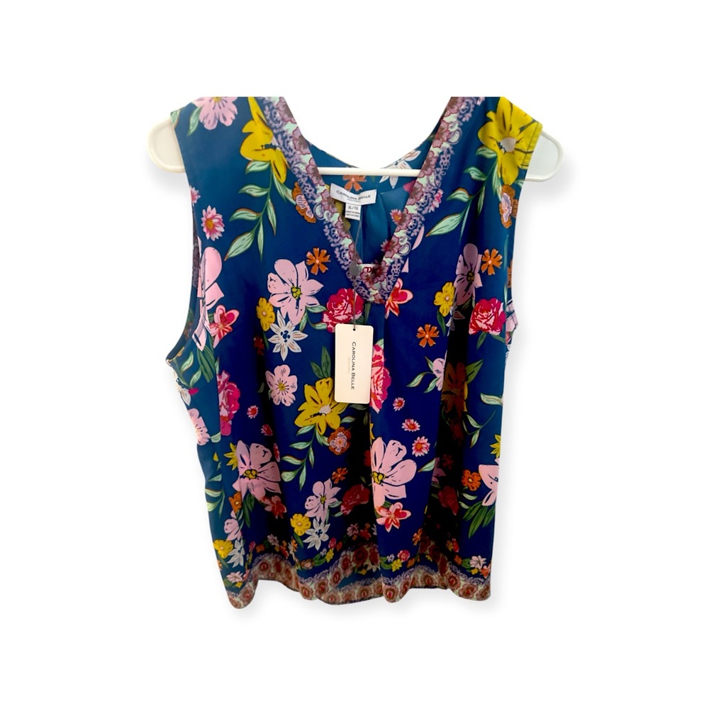 NEW flower-print sleeveless blouse with a flattering, flowy fit size xlarge